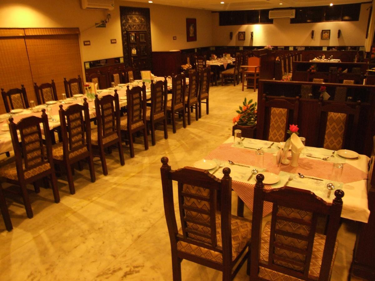 Hotel Saradharam Chidambaram Εξωτερικό φωτογραφία