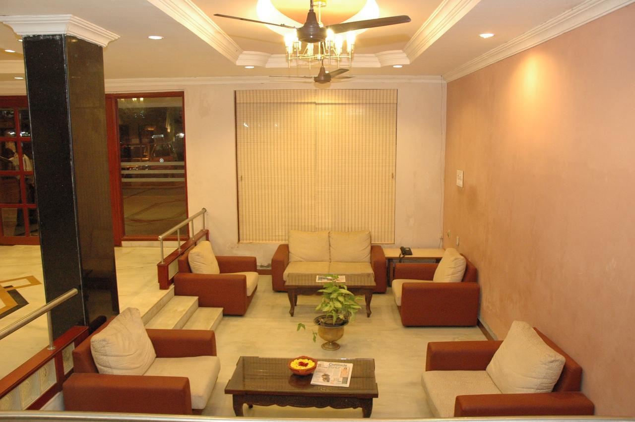 Hotel Saradharam Chidambaram Εξωτερικό φωτογραφία