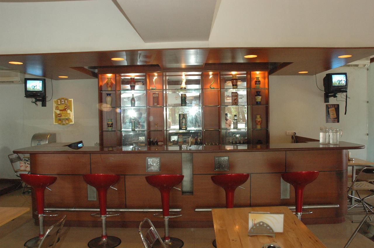 Hotel Saradharam Chidambaram Εξωτερικό φωτογραφία